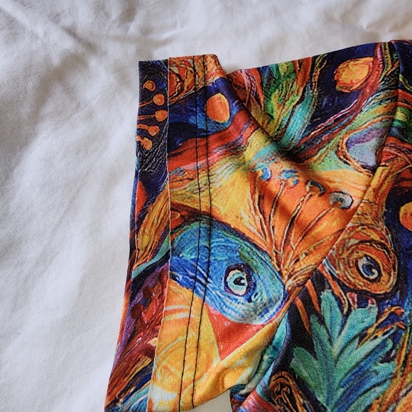 Just Fashion Now With Fish, Peacock, vibrant Colors knit top size L - Picture 4 of 6